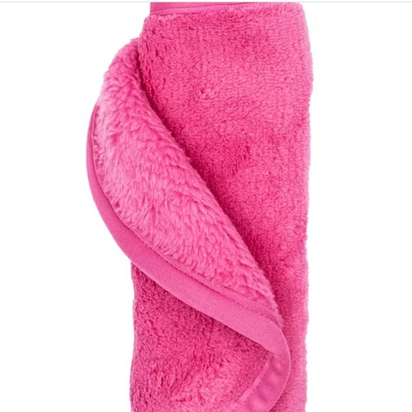 🏆HOSTPICK🏆 NWT Makeup Eraser Cloth A6868-2 - Picture 4 of 6